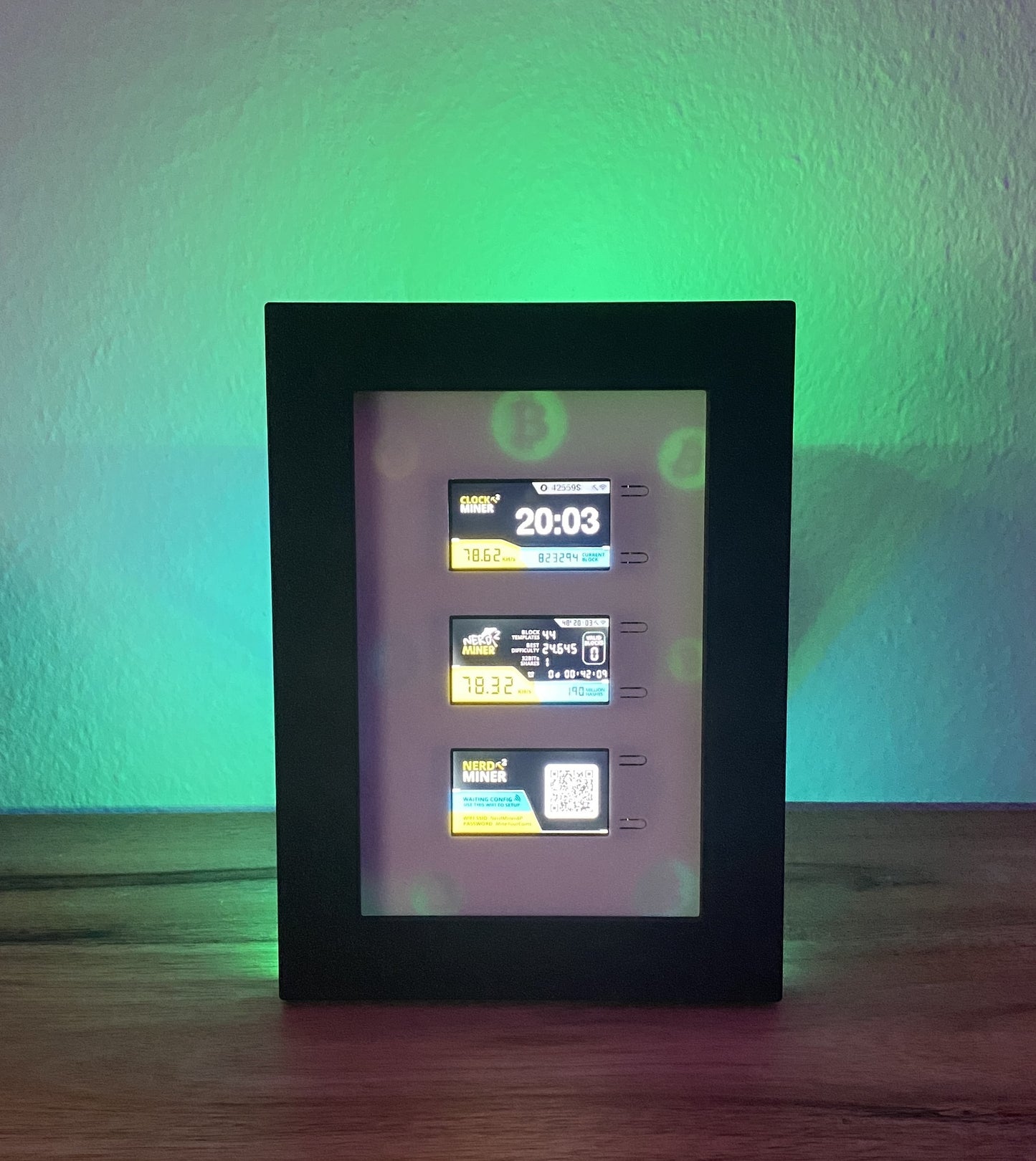 NerdMiner V2 - Le cadre par Makerversum