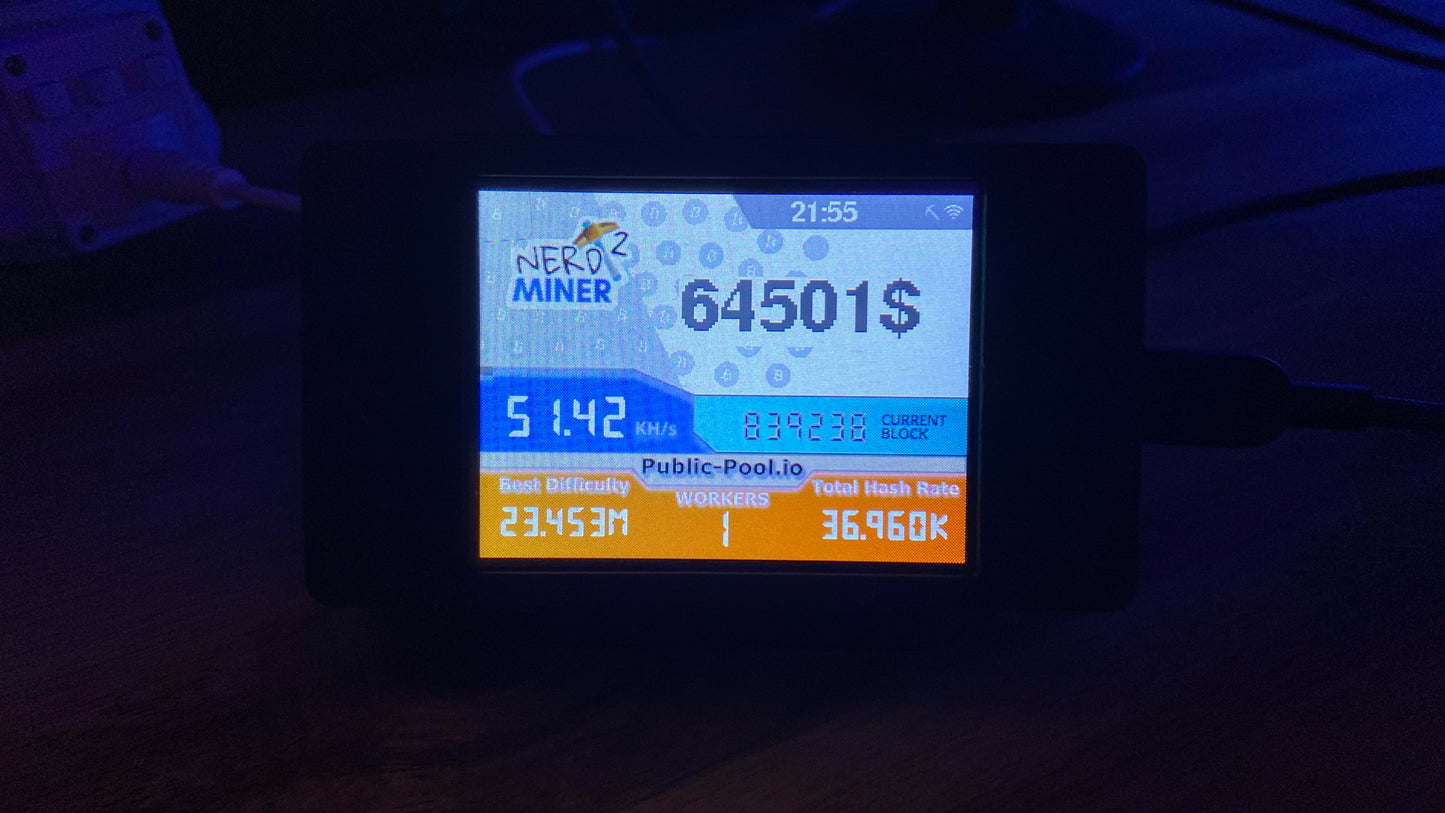 NerdMiner V2 - BigTouch from Makerversum
